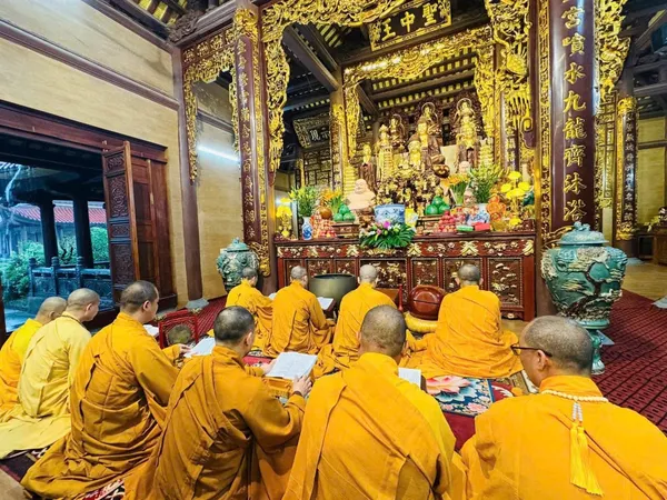 Các thầy Tỳ Kheo, sau khi Như Lai diệt độ, các thầy phải trân trọng tôn kính…