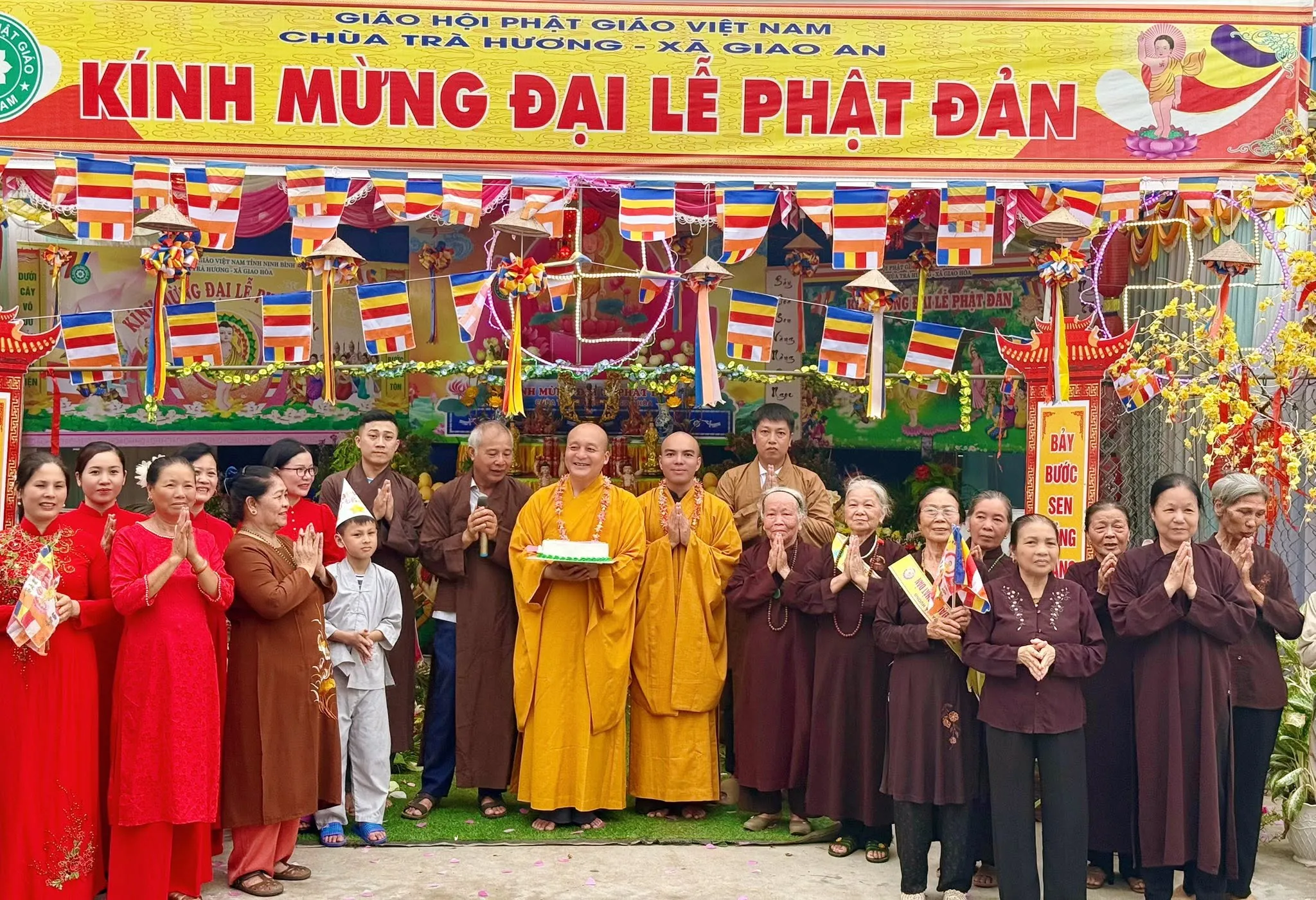 Ảnh 2 — Mừng Phật Đản trên Quê Hương miền Ba Lạt (Giao Thuỷ, Nam Định)