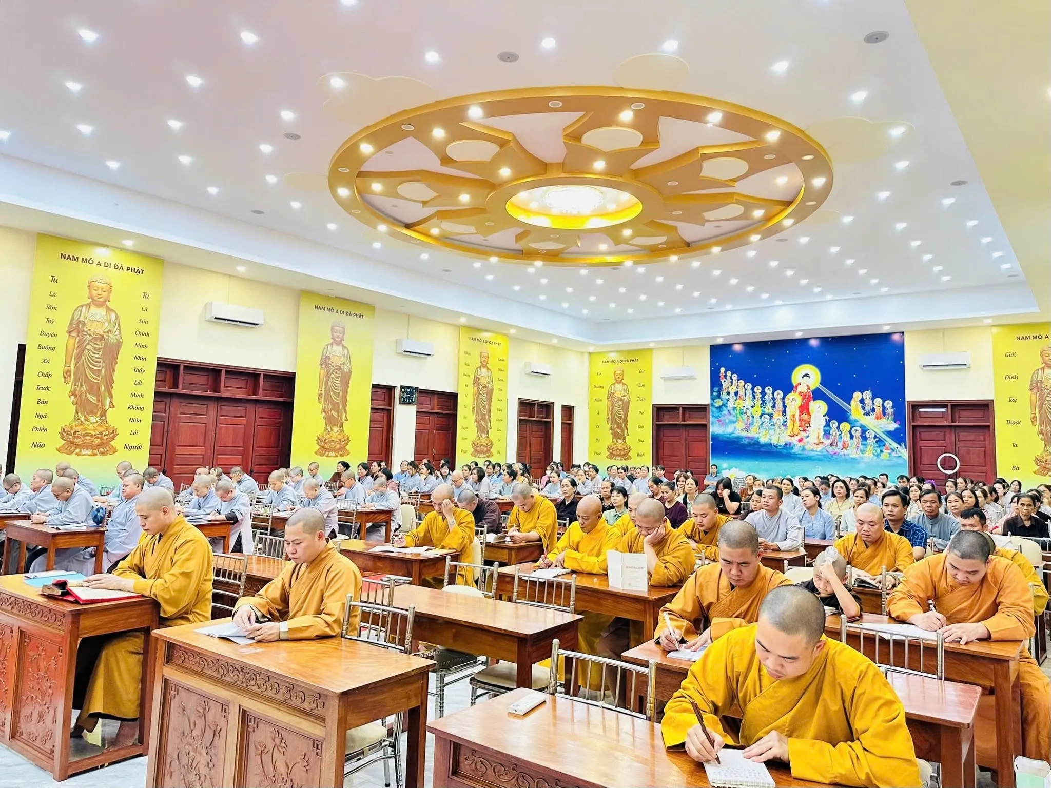 Ảnh 3 — Quán Âm diệu hạnh nhiệm mầu