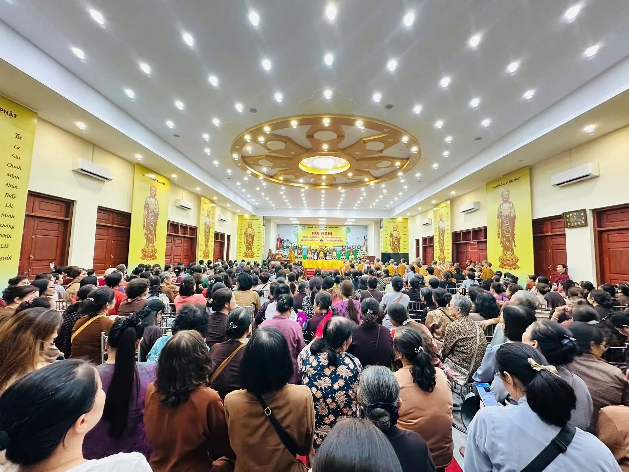 Ảnh 7 — Quán Âm diệu hạnh nhiệm mầu