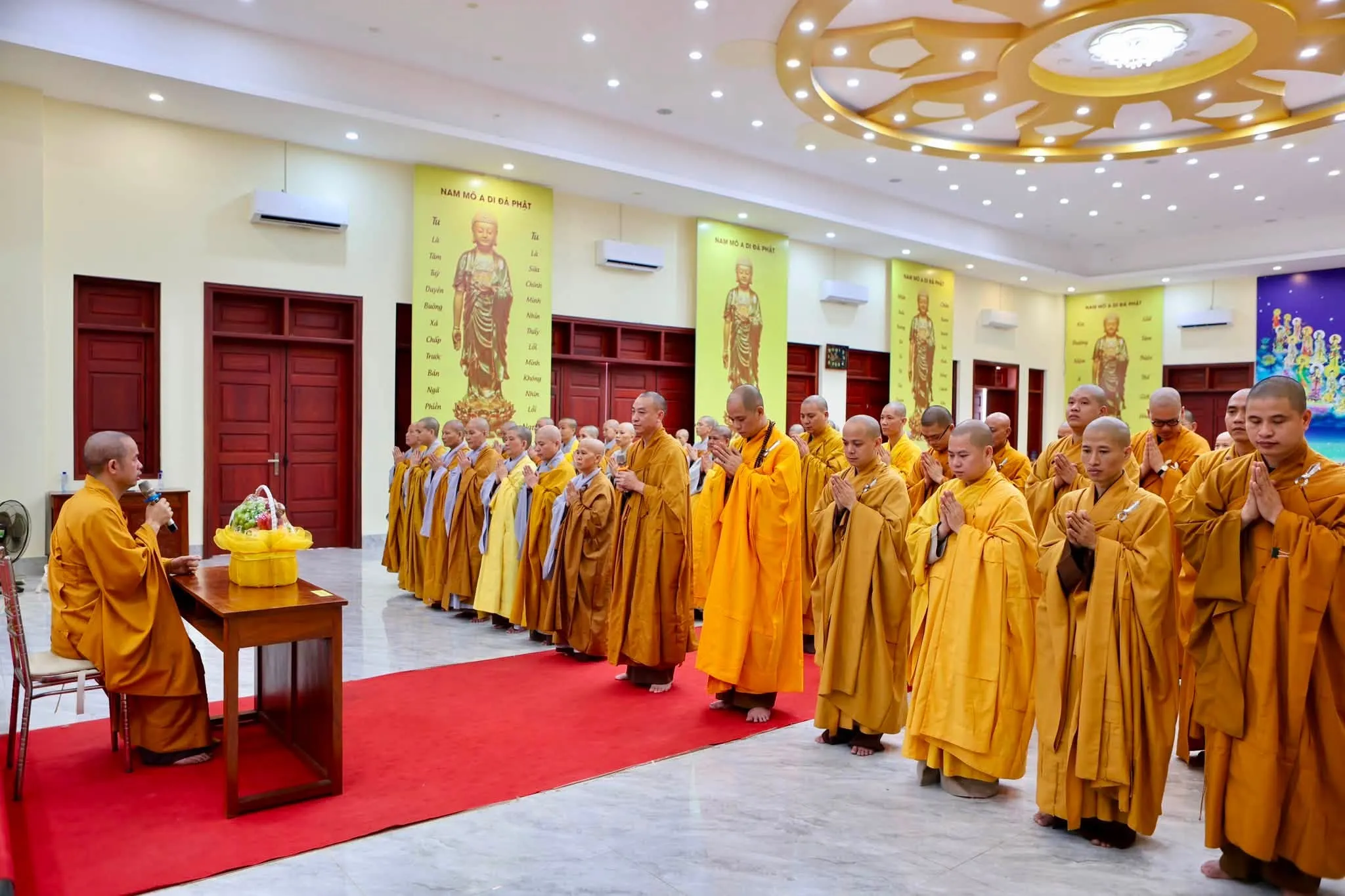 Ảnh 10 — Tâm tịnh thì đường Bồ tát hiện