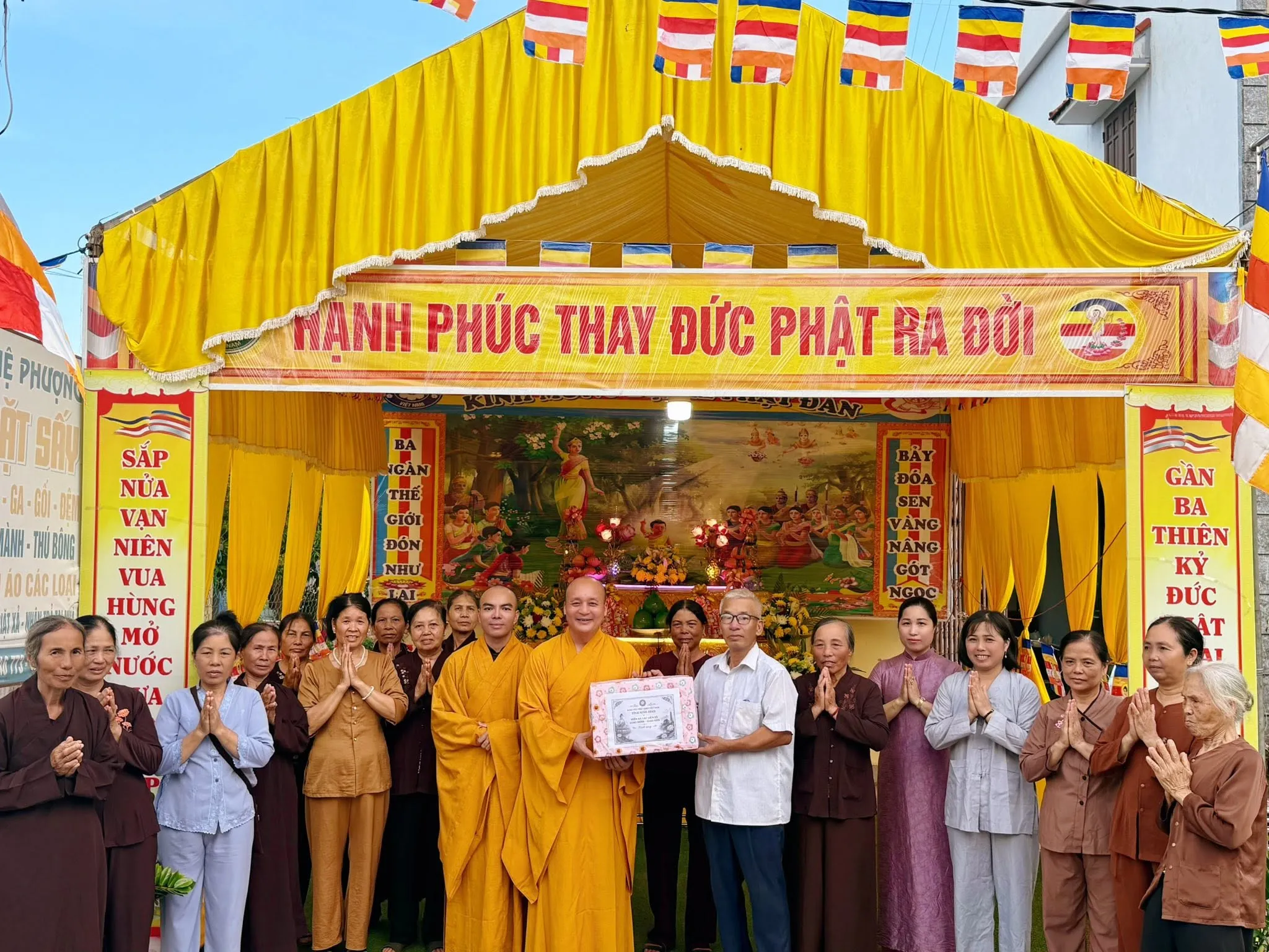 Ảnh 14 — Mừng Phật Đản trên Quê Hương miền Ba Lạt (Giao Thuỷ, Nam Định)