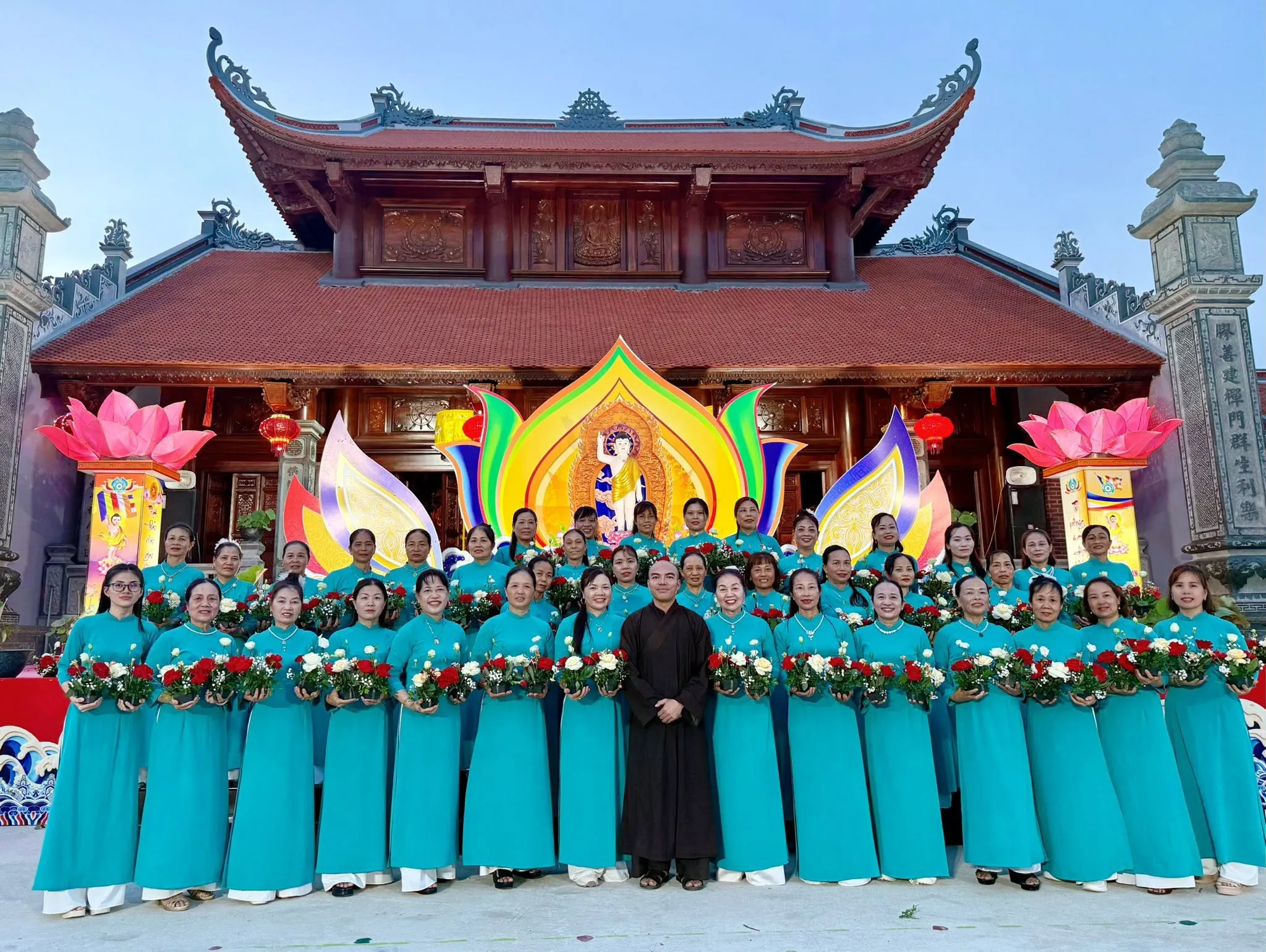 Ảnh 17 — Mừng Phật Đản trên Quê Hương miền Ba Lạt (Giao Thuỷ, Nam Định)